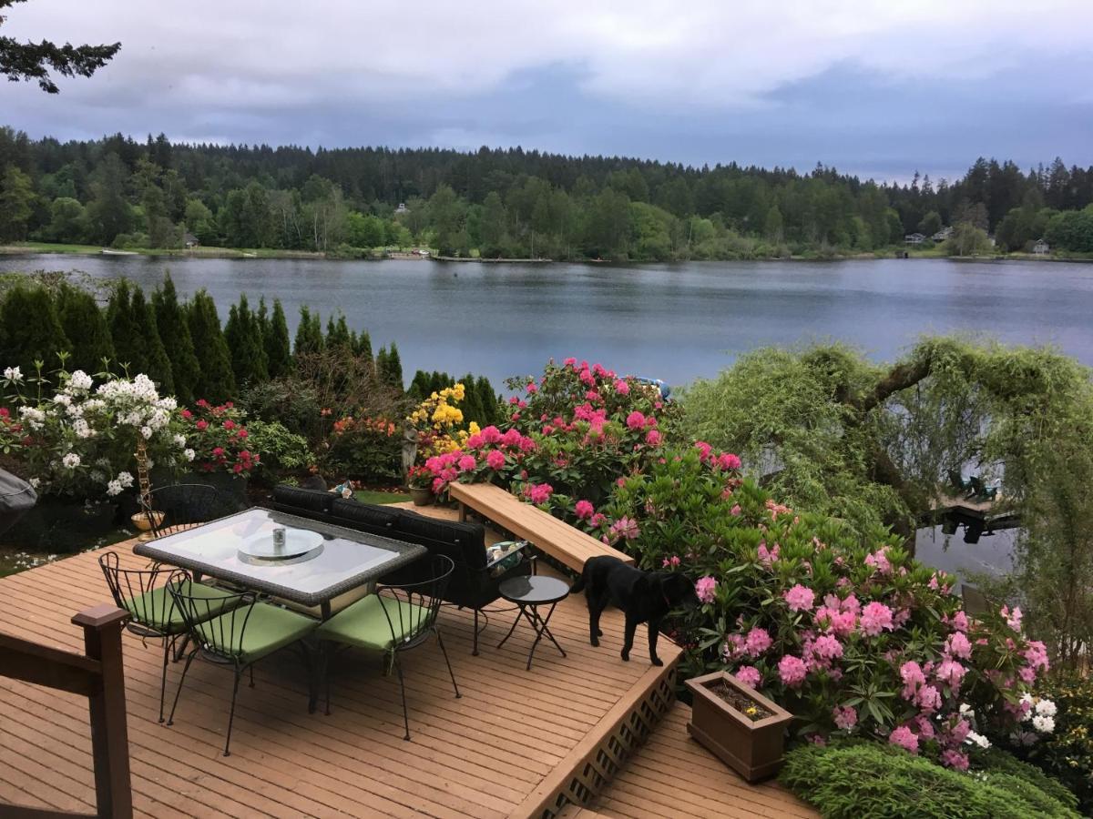 Cottage Lake Bed And Breakfast ウッディンビル エクステリア 写真