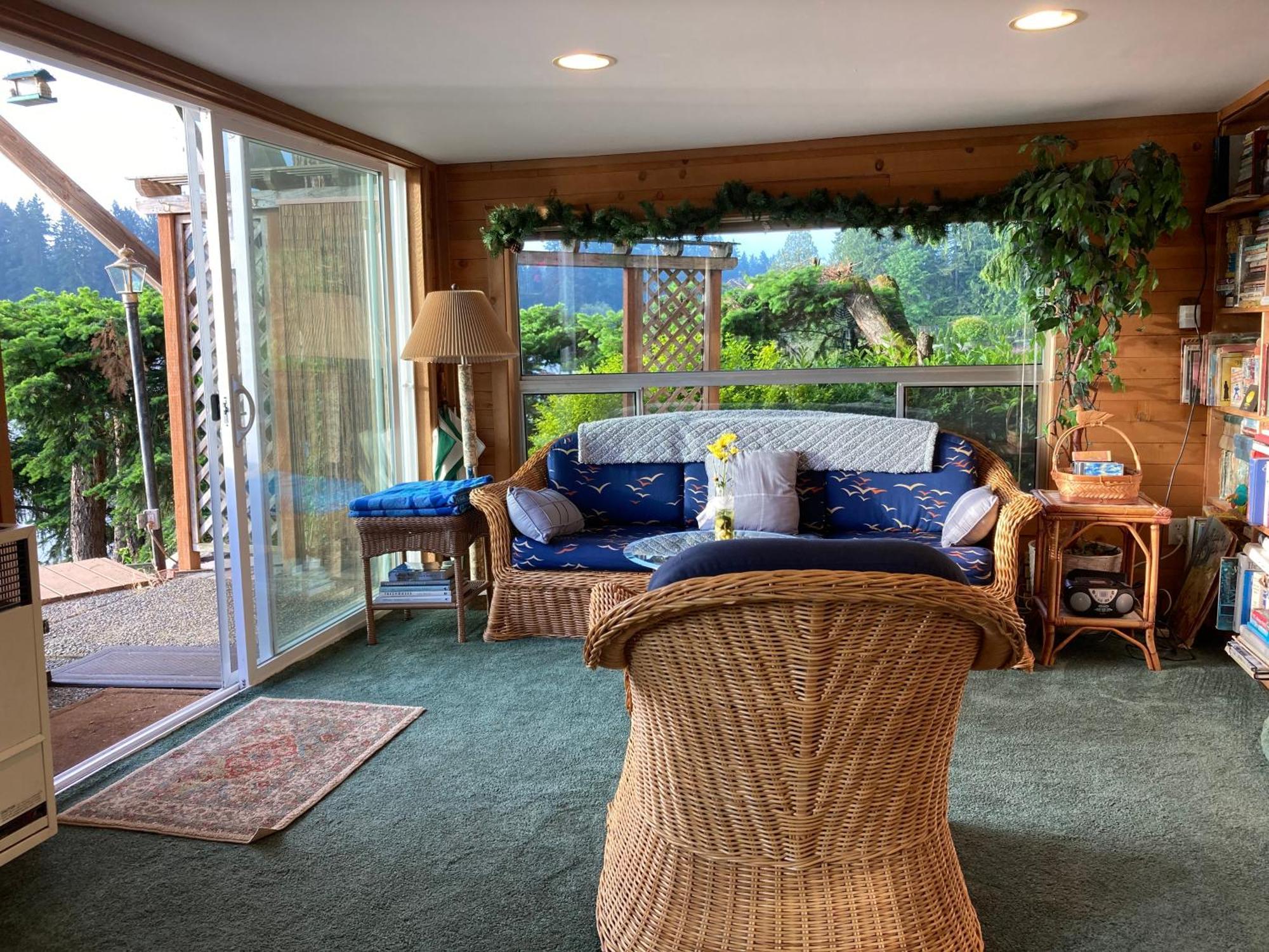 Cottage Lake Bed And Breakfast ウッディンビル エクステリア 写真