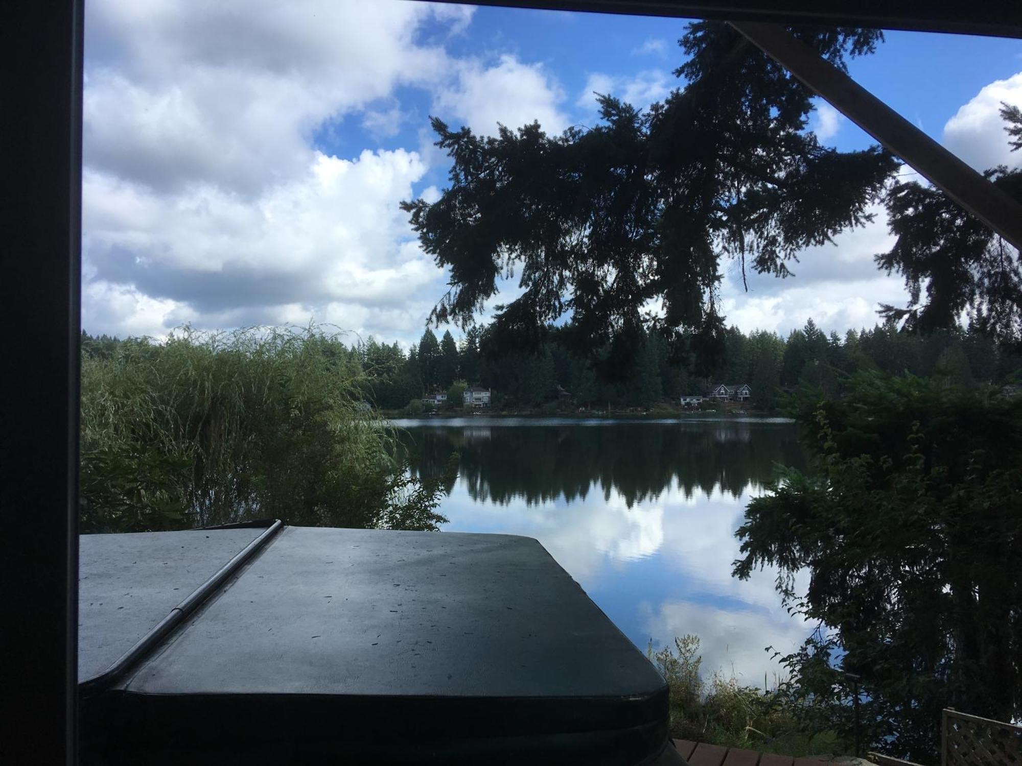 Cottage Lake Bed And Breakfast ウッディンビル エクステリア 写真